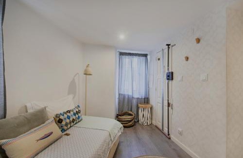 Santa Maria Maior Apartment | Casa com Alma Portuguesa @ Alfama Studio