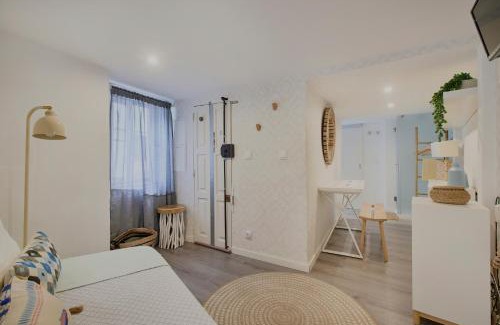 Santa Maria Maior Apartment | Casa com Alma Portuguesa @ Alfama Studio