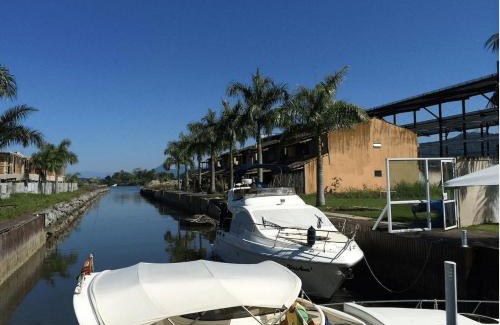Japuiba House | Casa com deck navegável e jacuzzi em Angra dos Reis RJ - Praia da Ribeira