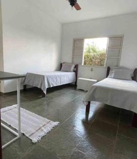 Aguas de Santa Barbara House | Casa com piscina em condomínio ensolarada!