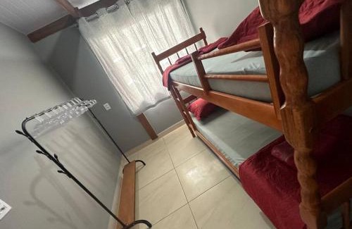 Centro House | Casa com Piscina a 100metros da Praia NavegantesSC- RECANTO DO JESA