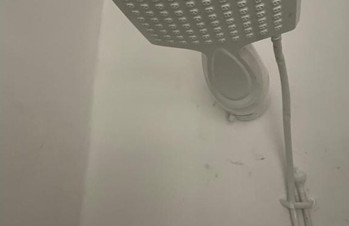 Castelo Branco House | Casa com quarto ( entrada independente da casa)