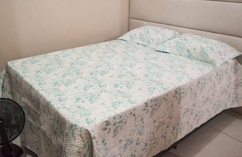 Barreiros House | Casa com Wi-Fi e ótima localização em São José/SC