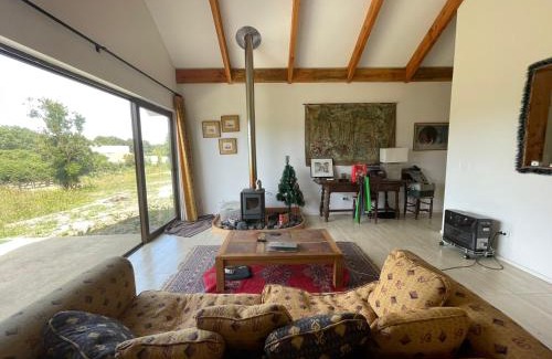 Llanquihue House | Casa con excelentes 2 habitaciones 1 Doble Matrimonial y otra 2 camas indiv con vista al volcán, Puerto Varas