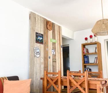 Chascomus House | Casa con jardín y pileta en Chascomús, cerca de la Laguna