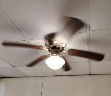 Tumba Vieja Apartment | Casa con piscina, 1 cuarto barato