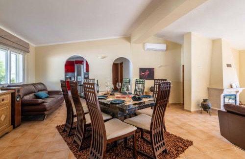 Sao Bras de Alportel Villa | Casa Concha by Portucasa