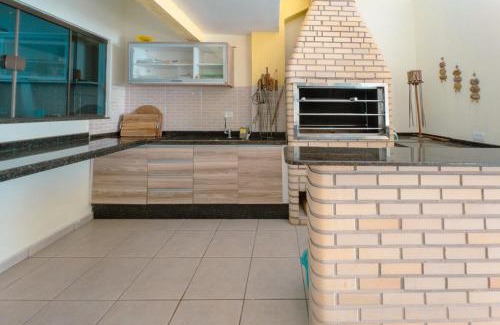 Maringa House | Casa Conforto e Lazer - OP165A