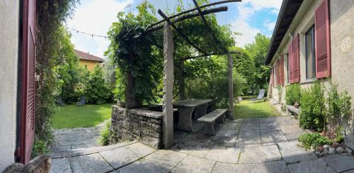 Minusio Apartment | Casa d'epoca con giardino 5 min da Locarno