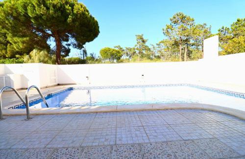 Retur House | Casa da Audiência Lote 32