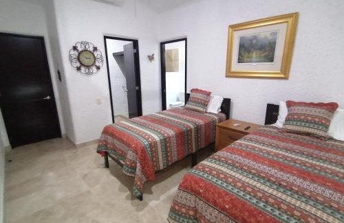 Zona Dorada Bed & Breakfast | Casa Dahlia 2