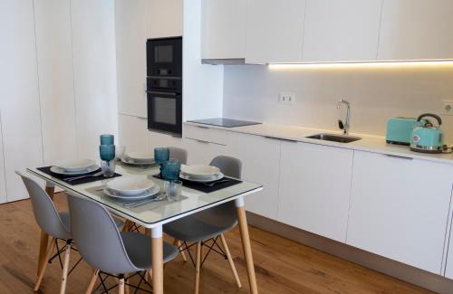 Aveiro Apartment | Casa das Falcoeiras - AL com pátio e jardim privados