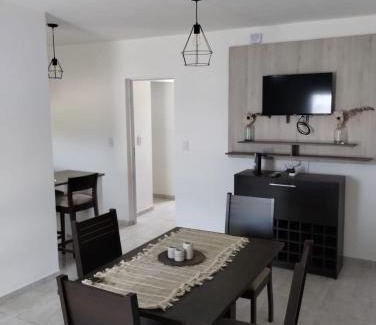 Las Varillas House | Casa de 2 dormitorios