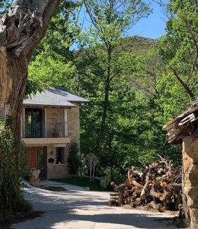 Vilarino de Conso House | Casa de Anamá