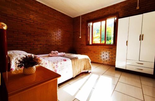 Encantado House | Casa de campo com acesso ao Rio