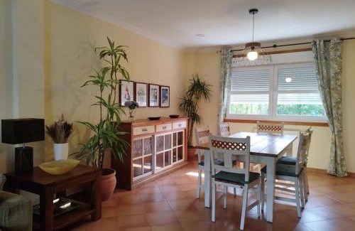 Gondomar House | CASA DE LOIS a un paso de Vigo, Baiona, Playa América y Portugal