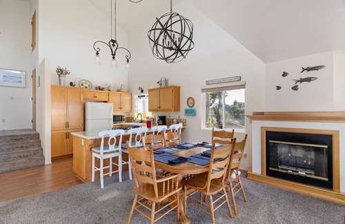 Park Hill House | Casa De Marina: 3 BR, 2 BA in Cambria, Sleeps 6