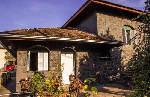 Caminhos da Eulalia House | Casa de Pedra Mena Kaho