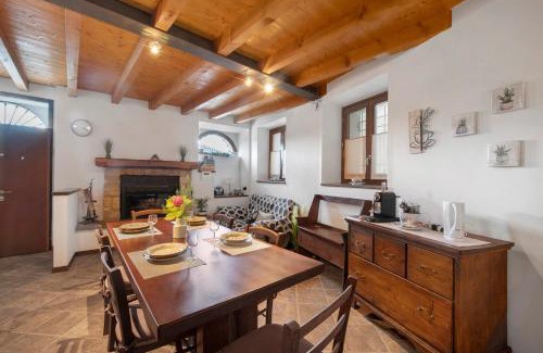 Valvestino House | Casa Dei Pasqui' tra i monti