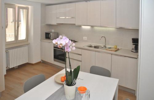 Pieve House | Casa del Borgo Maria Luisa by Gardadomusmea