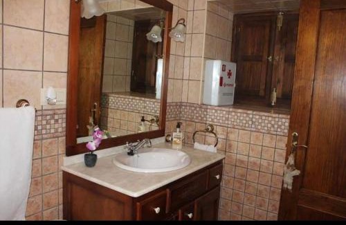 Diezma House | Casa Del Guarda