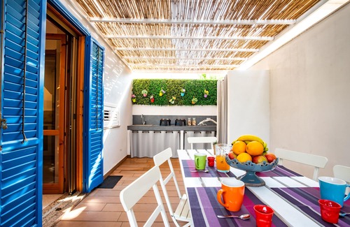 Marina di Ragusa Villa | 'CASA DEL SOLE' ONLY 50 METERS FROM THE SEA