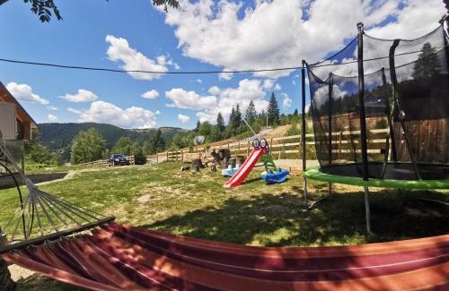 Horea Other | Casa din Dâmb Mătișești