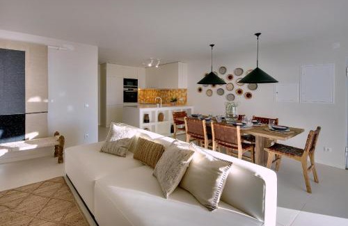 Patio Villa | Casa do Pátio-Two Private Pools Villa- Rooftop & Panoramic Pool by DreamvillasAlbufeira