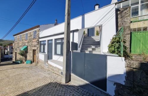 Guarda House | Casa Dos Passadiços Do Mondego