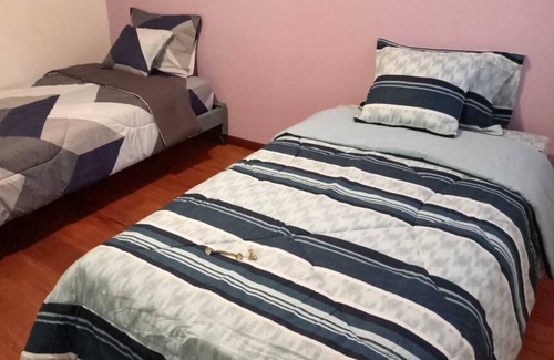 Loja House | Casa en Condominio, con Parking Privado