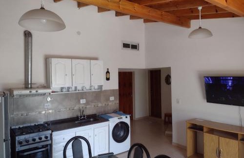 Jose Marmol Apartment | Casa en Jose Marmol con entrada individual