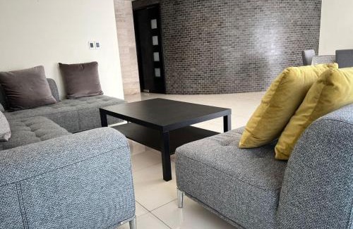 Cholula House | Casa en la entrada de Puebla detrás de Explanada