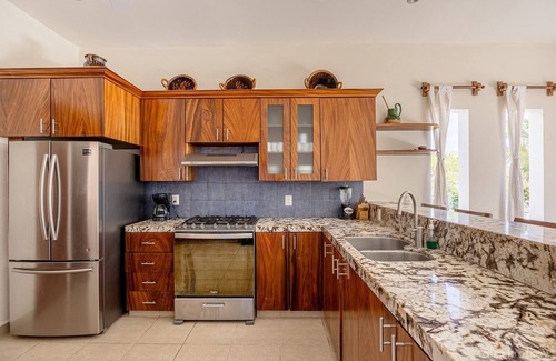 Barra de Colotepec Villa | Casa Escondida: Private Oceanfront Villa W/Chef