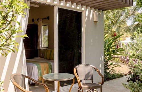 Barra de Colotepec Villa | Casa Escondida: Private Oceanfront Villa W/Chef