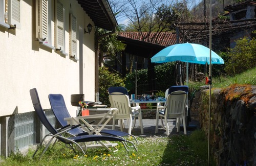 San Nazzaro House | Casa Esmeralda SERENITA - 3-room apartment, approx. 65 m², with garden seating area