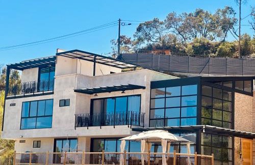 Marinilla Bed & Breakfast | Casa Fénix