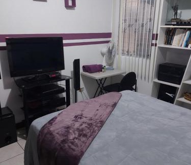 Zona 16 House | Casa familiar La Arboleda