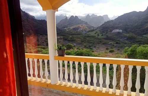 Ribeira Grande Bed & Breakfast | Casa Familiar Pôr do Sol