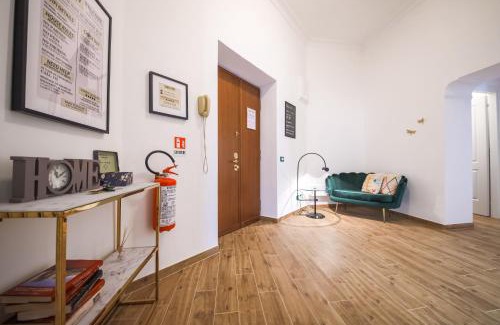 San Giovanni Apartment | Casa Fen Palazzo Storico - Re di Roma metro A - 2camere2bagni