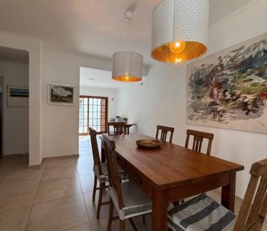 Chascomus House | Casa Franklin, A media cuadra de la laguna!