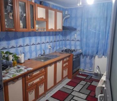 Douazeci si Trei August House | Casa G