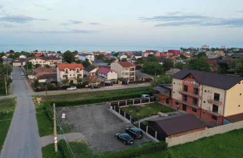 Costinesti House | Casa Gore