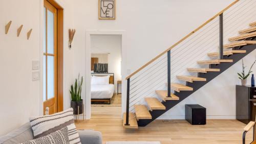 Candler House | Casa Grada by AvantStay Loft-Style Group Retreat