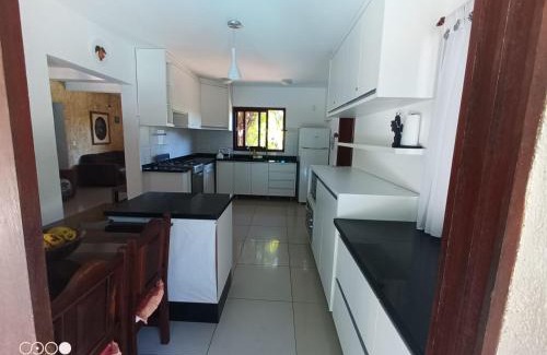 Campeche Sul House | Casa Grande com Piscina no Campeche!