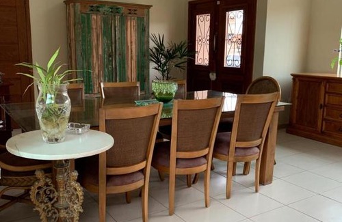 Rio das Ostras House | Casa grande com piscina