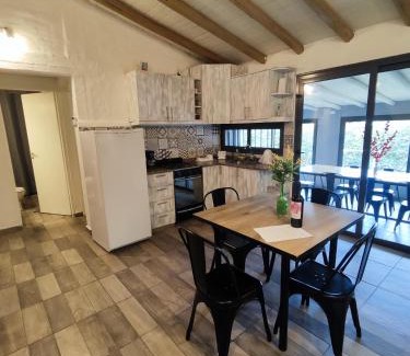 Las Compuertas House | Casa Huellas de Malbec - Montaña y paz