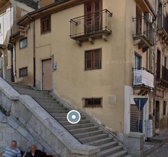 Cinquefrondi Apartment | Casa in Piazza