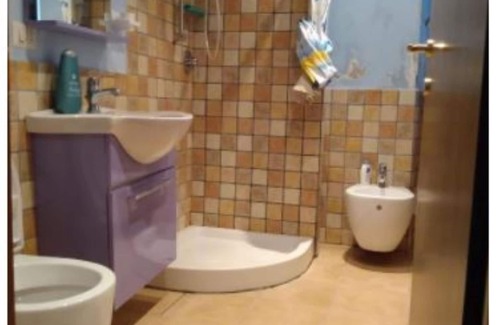 Colleferro House | Casa in Taverna (Roma & Raimbow MagicLand)