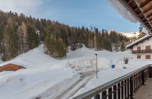 Pie Falcade Apartment | Casa Iris 2