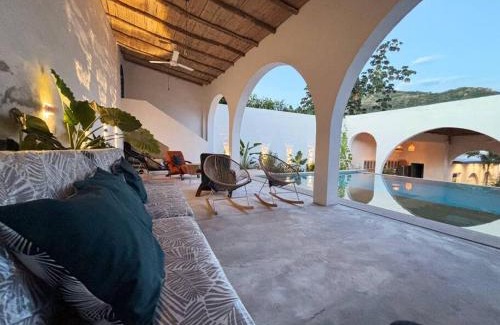 Honda House | Casa Jardín de San Miguel